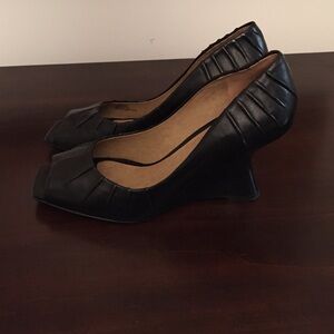 Jessica Simpson Wedges (Black)